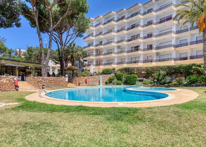 Apartment T2 Renovated With Ocean View Vilamoura *