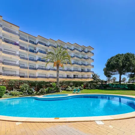 T2 Renovated With Ocean View Vilamoura * 쿼테이라